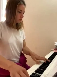 Milena Angel [ milenaangel ] Onlyfans leaked video 18186246 on Hotleaks.tv