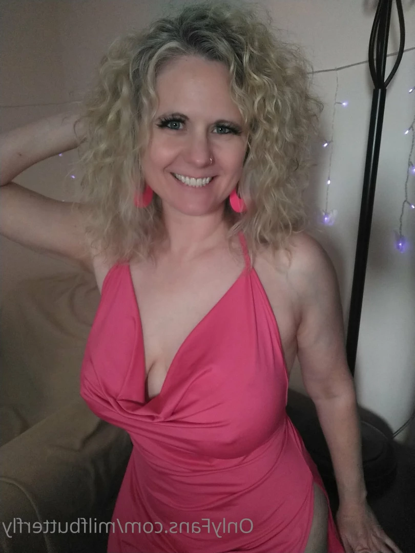 Bekah Butterfly [ milfbutterfly ] Onlyfans leaked photo 8511622 on Hotleaks.tv