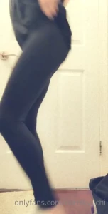 10248061