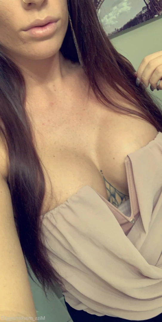 miss_mackenzieg37 Onlyfans leaked photo 15202502 on Hotleaks.tv