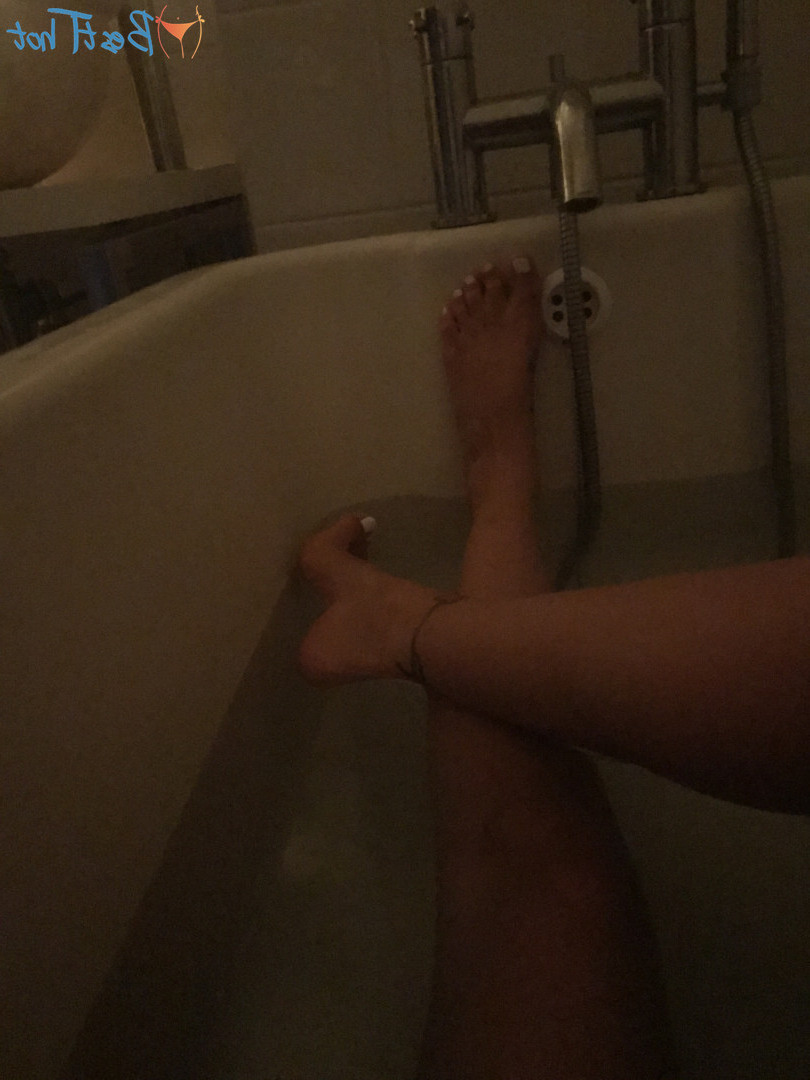 Ella jolie [ missellajolie ] Onlyfans leaked photo 17105604 on Hotleaks.tv