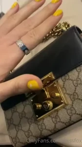 18185785