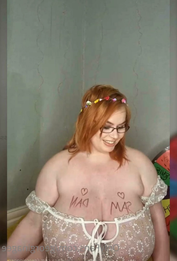 💜GeorginaGee💜 Huge Naturals 38KK [ georginagee ] Onlyfans leaked photo 10864420 on Hotleaks.tv