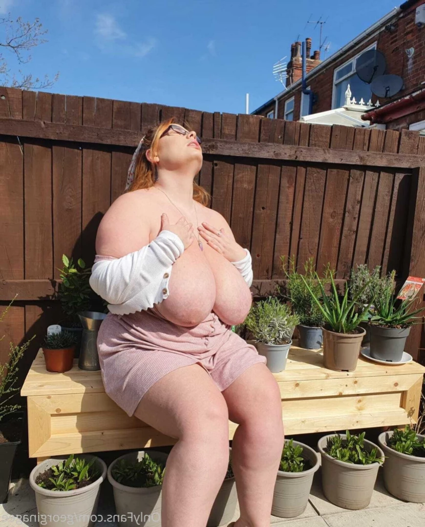 💜GeorginaGee💜 Huge Naturals 38KK [ georginagee ] Onlyfans leaked photo 11478396 on Hotleaks.tv