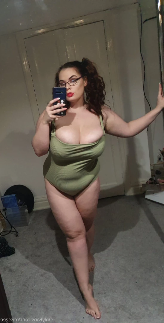 💜GeorginaGee💜 Huge Naturals 38KK [ georginagee ] Onlyfans leaked photo 11507217 on Hotleaks.tv