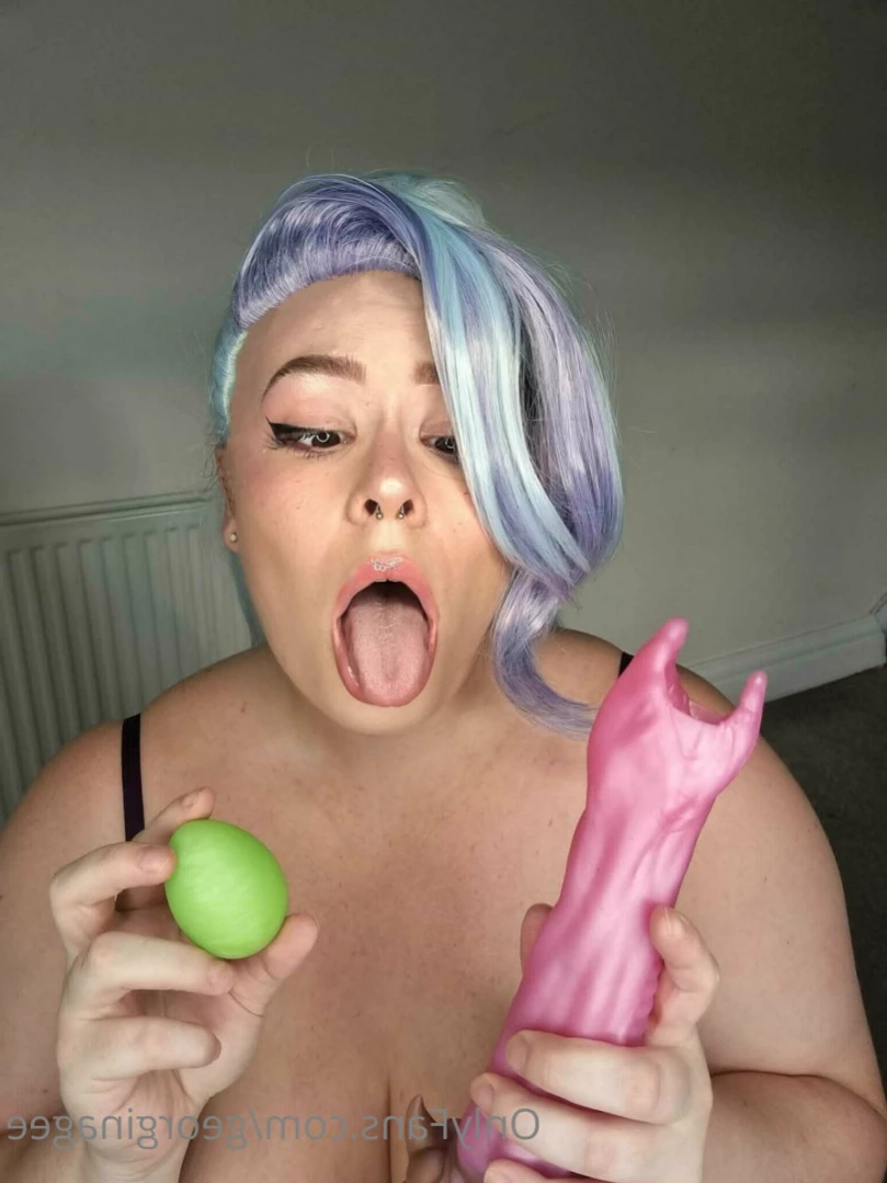 💜GeorginaGee💜 Huge Naturals 38KK [ georginagee ] Onlyfans leaked photo 11508292 on Hotleaks.tv