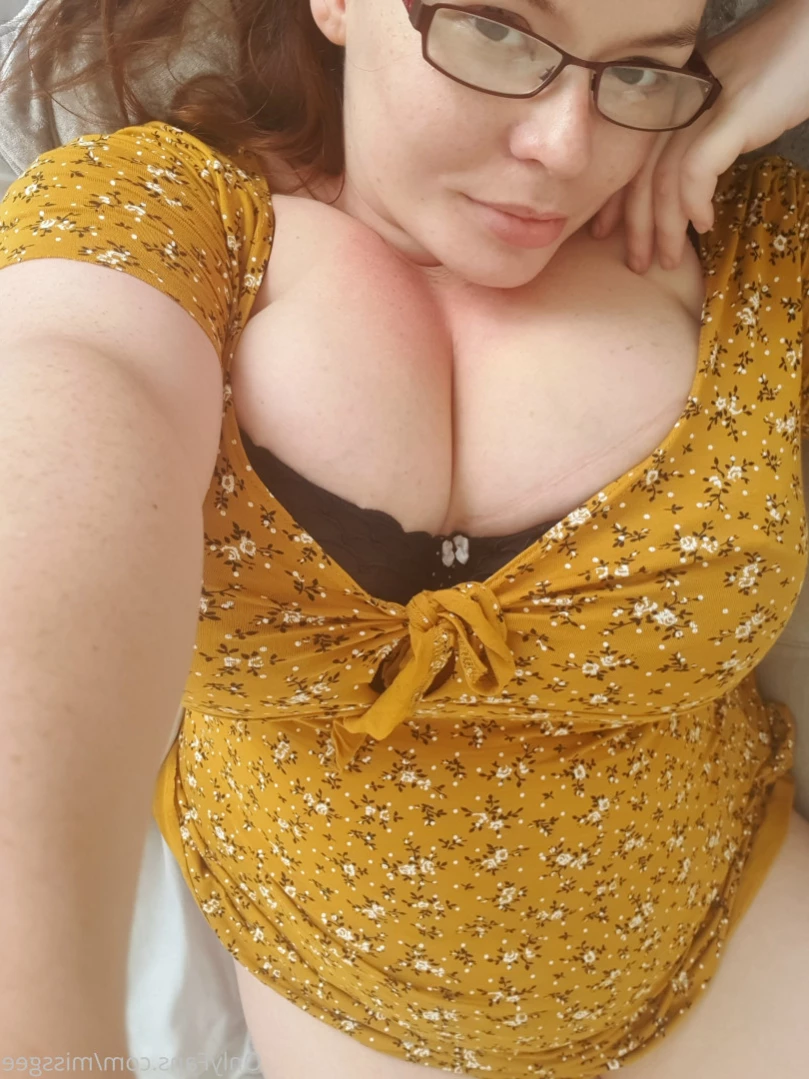 💜GeorginaGee💜 Huge Naturals 38KK [ georginagee ] Onlyfans leaked photo 11515768 on Hotleaks.tv