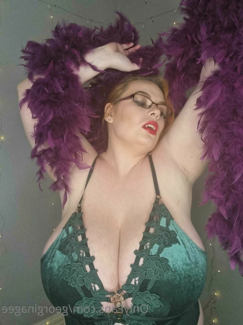💜GeorginaGee💜 Huge Naturals 38KK [ georginagee ] Onlyfans leaked photo 11516056 on Hotleaks.tv