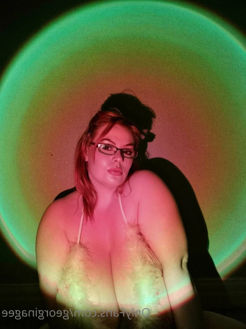 💜GeorginaGee💜 Huge Naturals 38KK [ georginagee ] Onlyfans leaked photo 11516248 on Hotleaks.tv