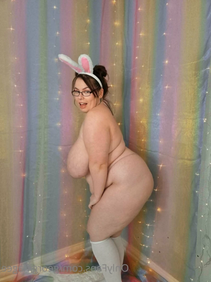 💜GeorginaGee💜 Huge Naturals 38KK [ georginagee ] Onlyfans leaked photo 11516711 on Hotleaks.tv