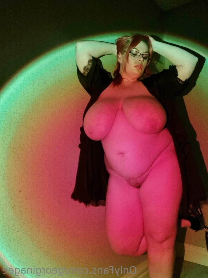 💜GeorginaGee💜 Huge Naturals 38KK [ georginagee ] Onlyfans leaked photo 11516853 on Hotleaks.tv