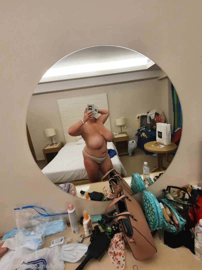💜GeorginaGee💜 Huge Naturals 38KK [ georginagee ] Onlyfans leaked photo 12795382 on Hotleaks.tv