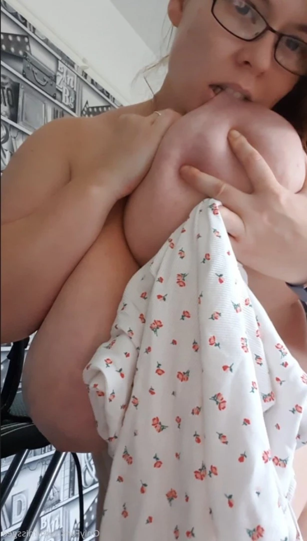 💜GeorginaGee💜 Huge Naturals 38KK [ georginagee ] Onlyfans leaked photo 14085959 on Hotleaks.tv