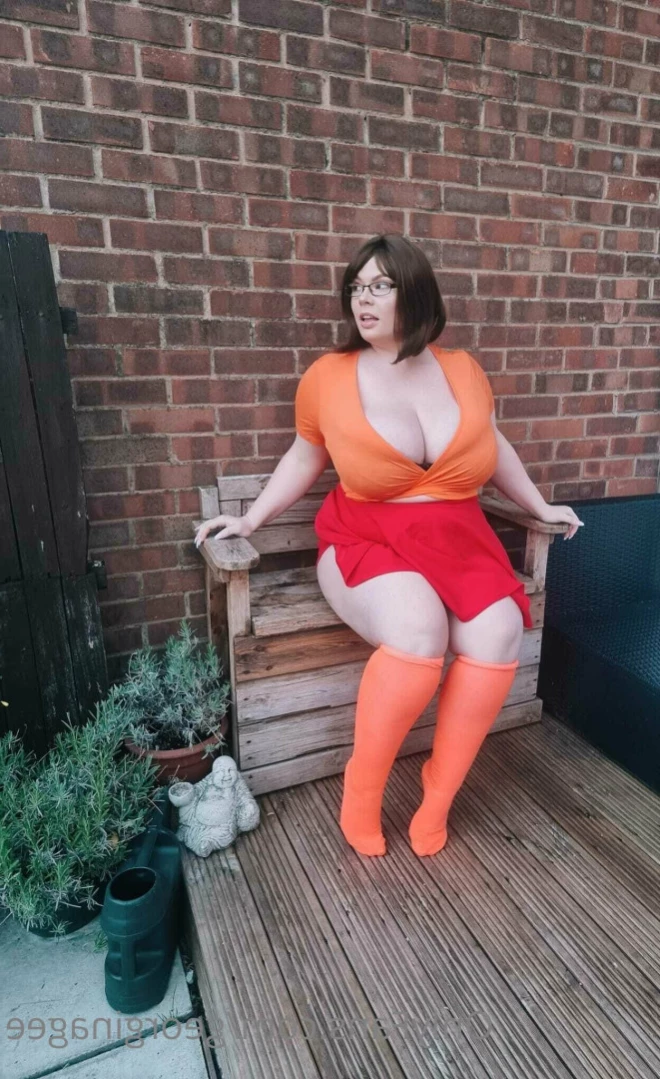 💜GeorginaGee💜 Huge Naturals 38KK [ georginagee ] Onlyfans leaked photo 14223186 on Hotleaks.tv