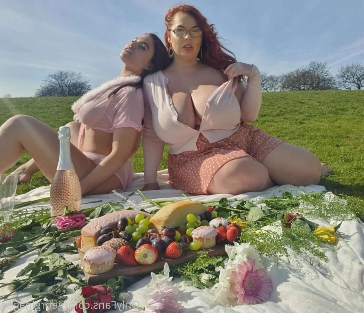 💜GeorginaGee💜 Huge Naturals 38KK [ georginagee ] Onlyfans leaked photo 15513646 on Hotleaks.tv