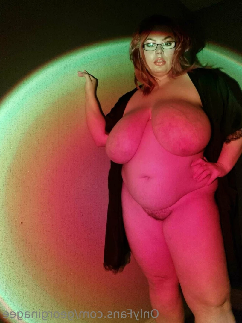 💜GeorginaGee💜 Huge Naturals 38KK [ georginagee ] Onlyfans leaked photo 15912935 on Hotleaks.tv