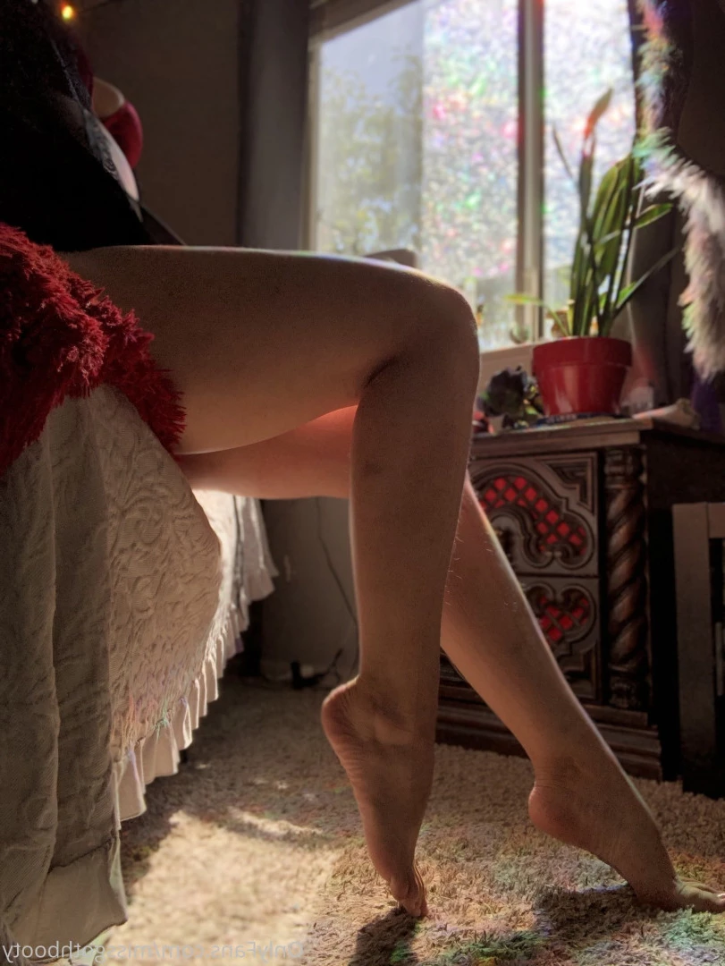 Goddess Aurora [ missgothbooty ] Onlyfans leaked photo 10200561 on Hotleaks.tv