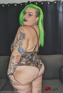 10065090