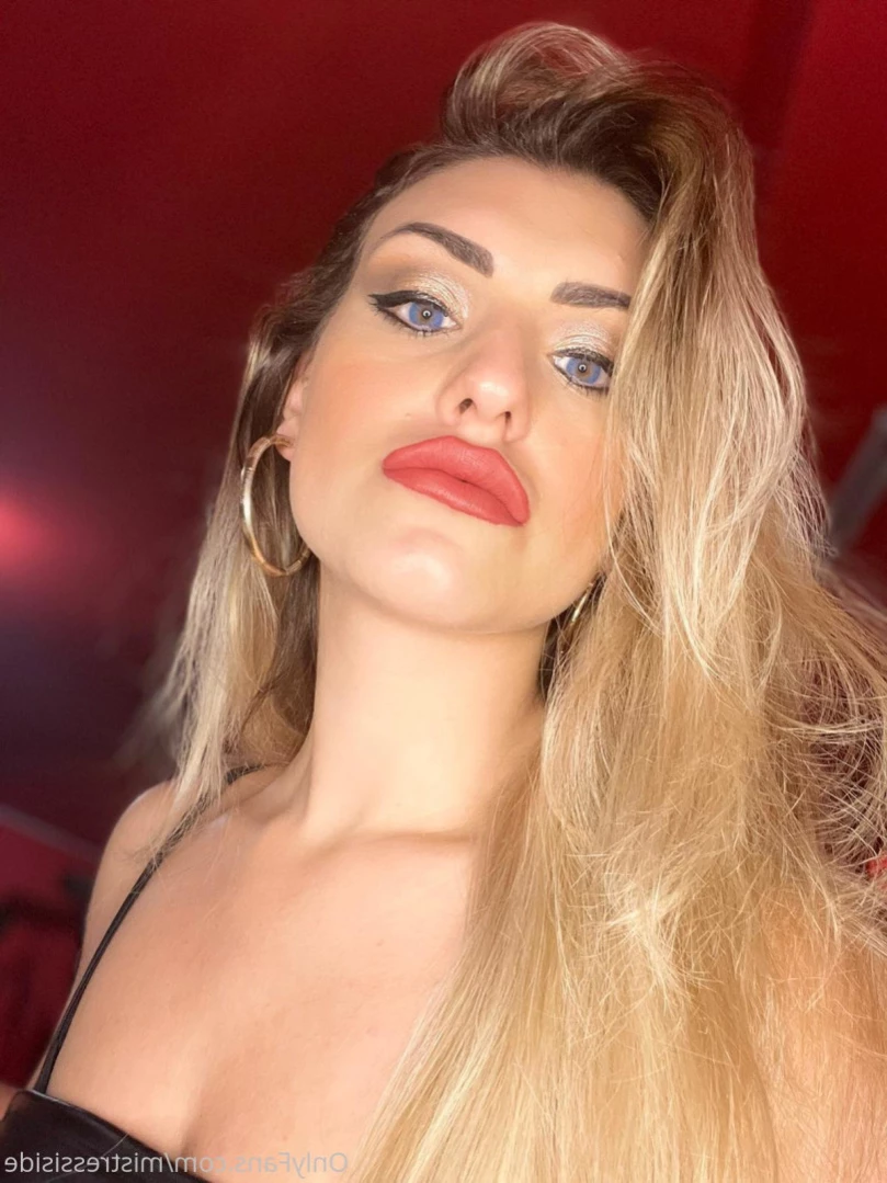 Mistress Iside [ mistressiside ] Onlyfans leaked photo 11841681 on Hotleaks.tv