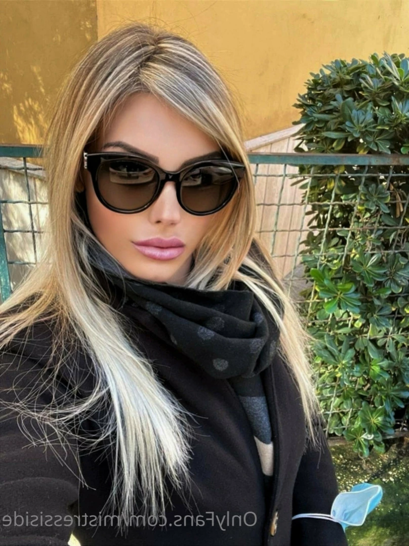 Mistress Iside [ mistressiside ] Onlyfans leaked photo 11842161 on Hotleaks.tv