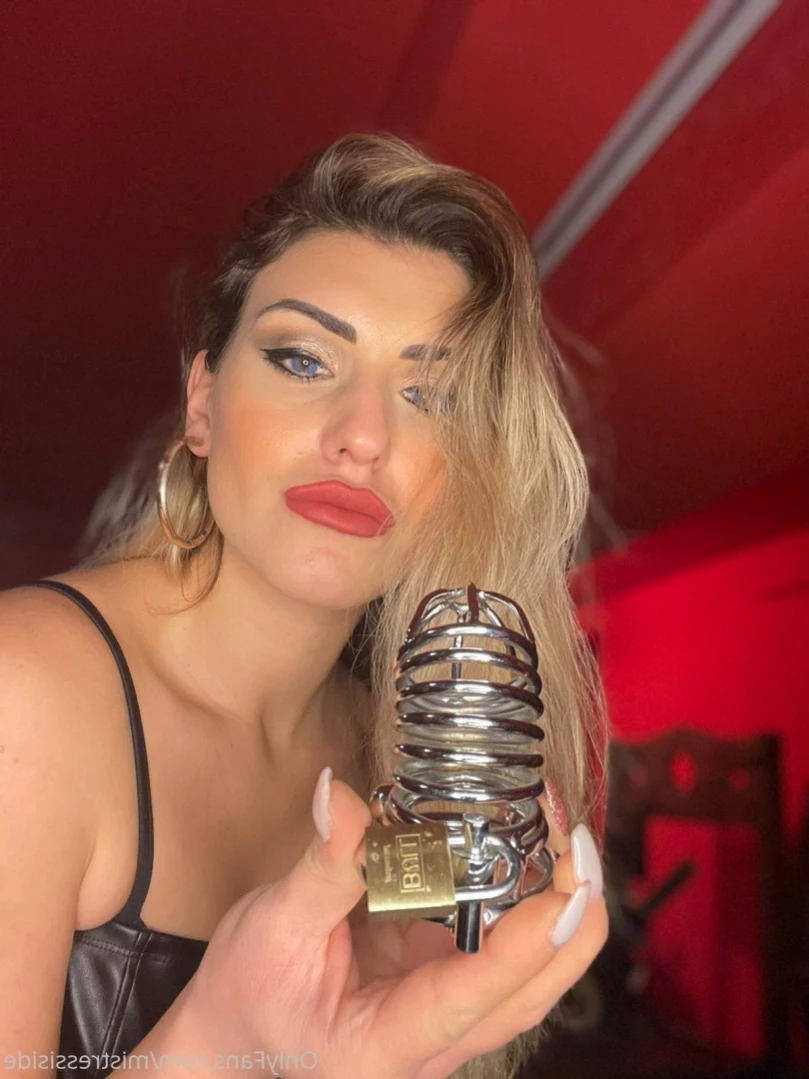 Mistress Iside [ mistressiside ] Onlyfans leaked photo 11842234 on Hotleaks.tv