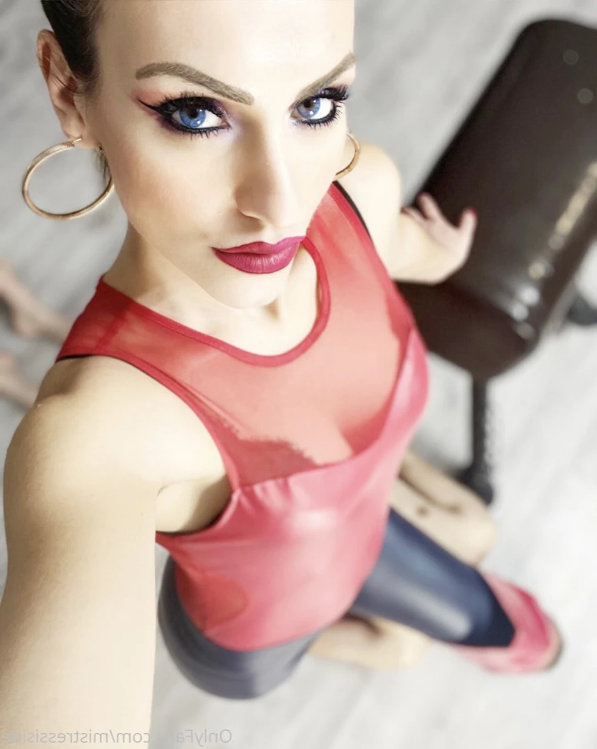 Mistress Iside [ mistressiside ] Onlyfans leaked photo 13115851 on Hotleaks.tv