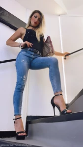 15607182