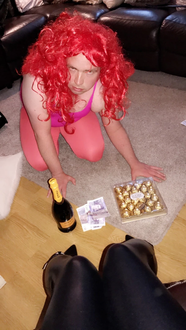 Miss Laura [ mistresslaura11 ] Onlyfans leaked photo 9955792 on Hotleaks.tv