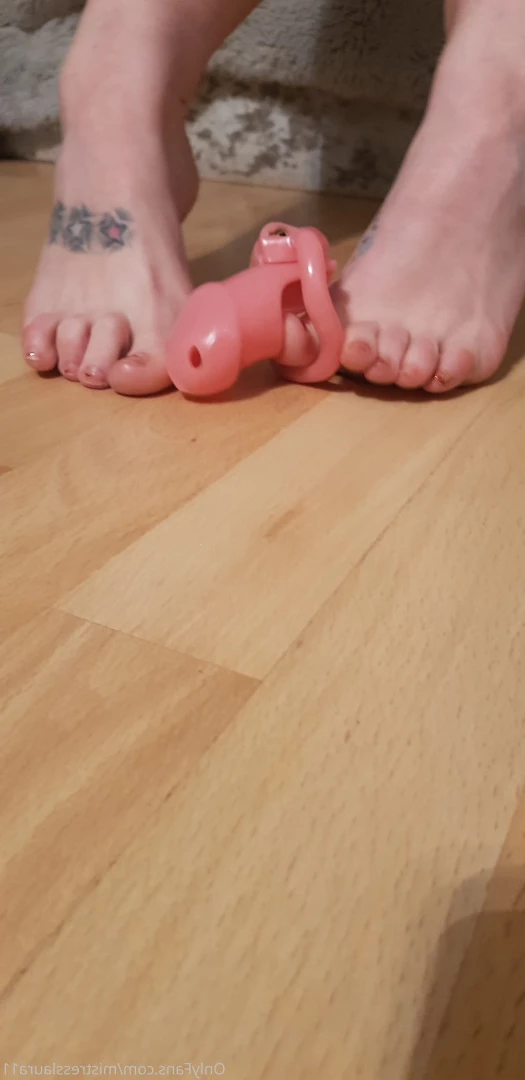 Miss Laura [ mistresslaura11 ] Onlyfans leaked photo 9956817 on Hotleaks.tv
