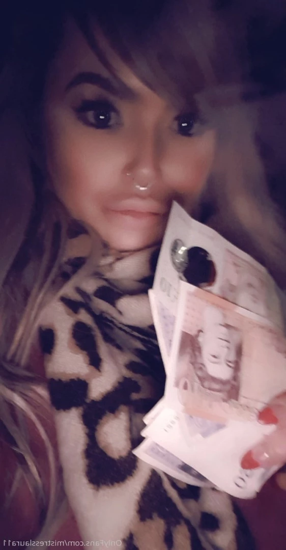 Miss Laura [ mistresslaura11 ] Onlyfans leaked photo 9956922 on Hotleaks.tv