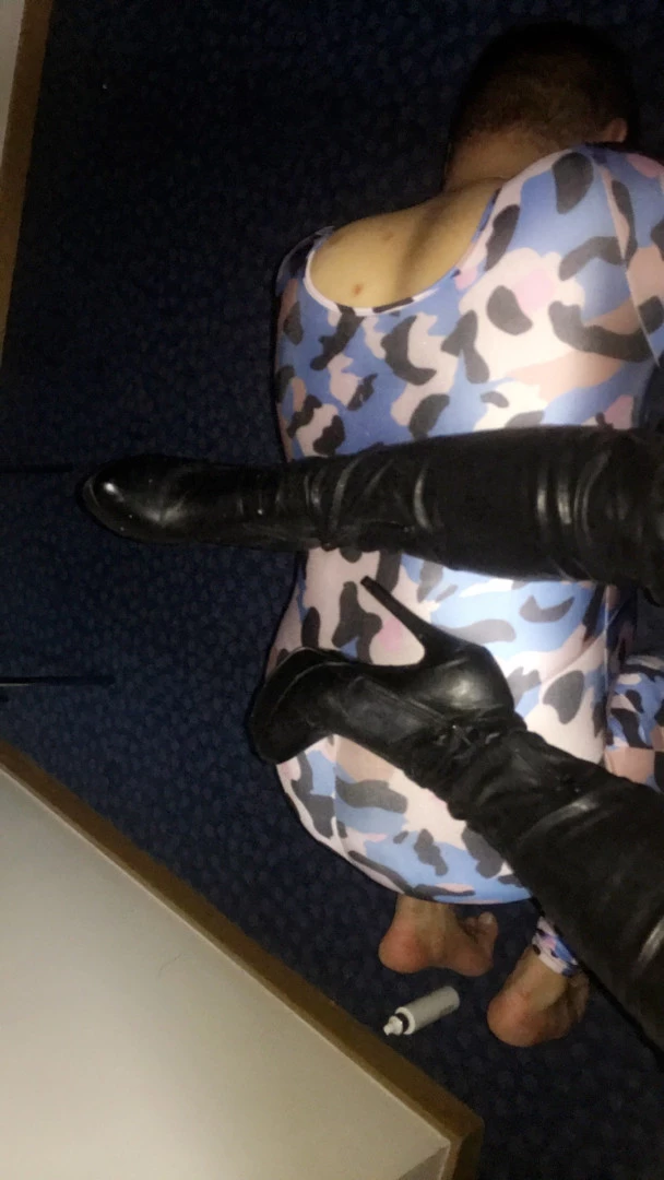 Miss Laura [ mistresslaura11 ] Onlyfans leaked photo 9957307 on Hotleaks.tv
