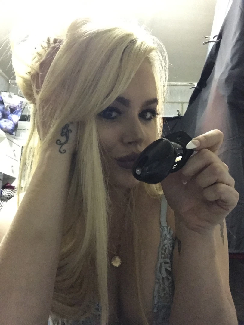 Miss Laura [ mistresslaura11 ] Onlyfans leaked photo 9958493 on Hotleaks.tv