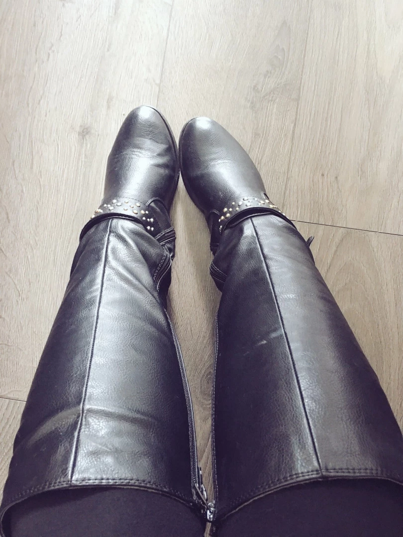Miss Laura [ mistresslaura11 ] Onlyfans leaked photo 9960294 on Hotleaks.tv
