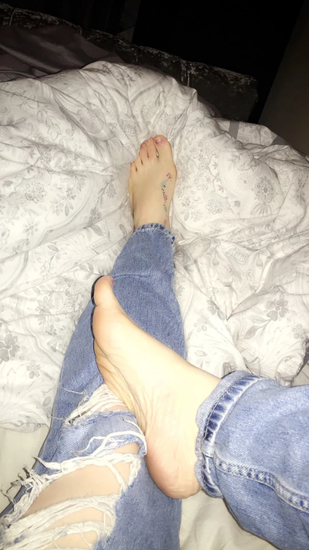 Miss Laura [ mistresslaura11 ] Onlyfans leaked photo 9960305 on Hotleaks.tv