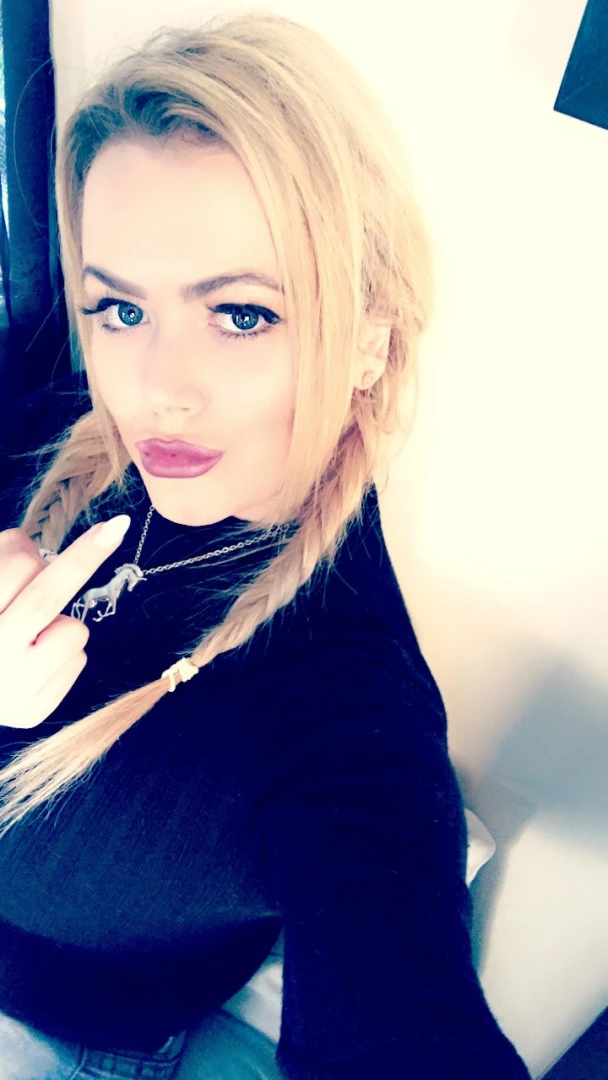 Miss Laura [ mistresslaura11 ] Onlyfans leaked photo 9960816 on Hotleaks.tv