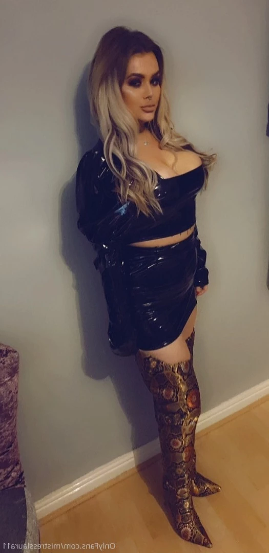 Miss Laura [ mistresslaura11 ] Onlyfans leaked photo 9963323 on Hotleaks.tv