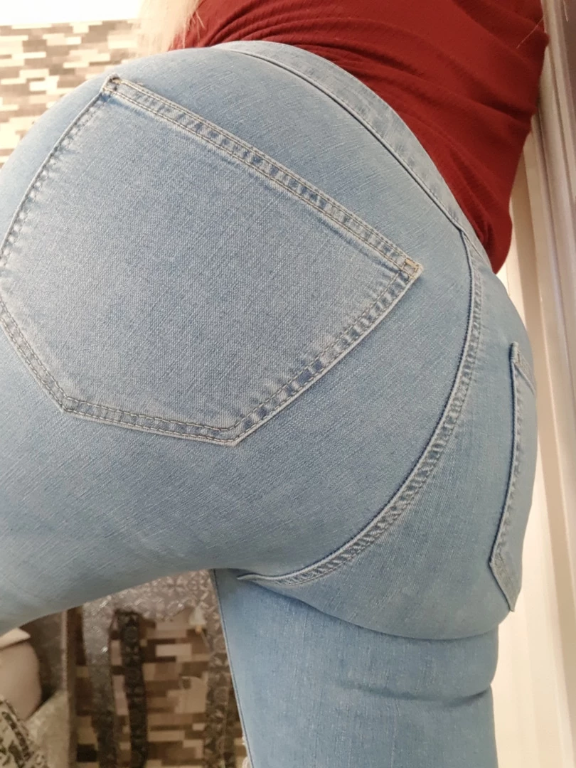 Miss Laura [ mistresslaura11 ] Onlyfans leaked photo 9963869 on Hotleaks.tv