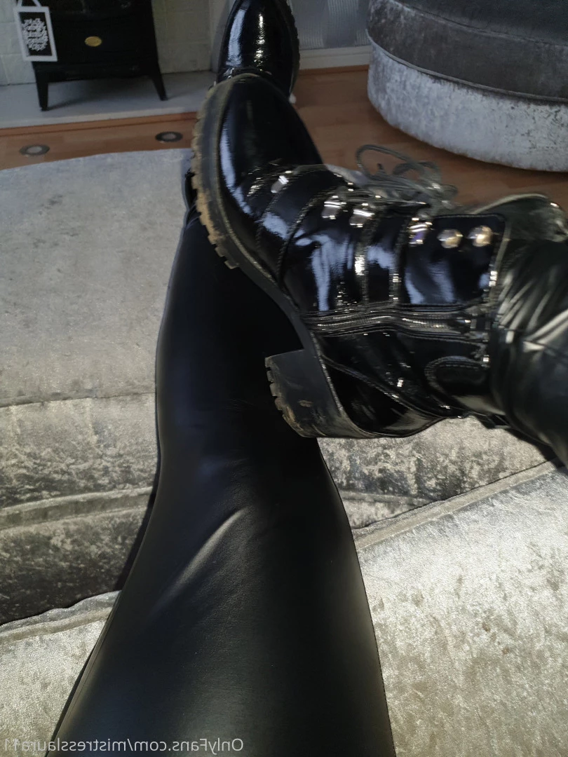 Miss Laura [ mistresslaura11 ] Onlyfans leaked photo 9964418 on Hotleaks.tv
