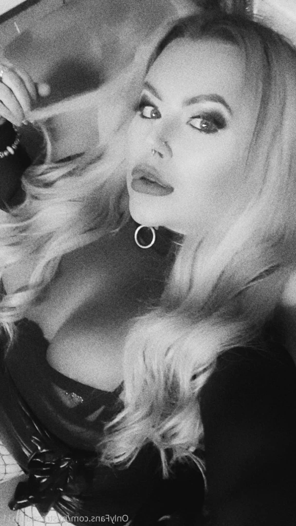Miss Laura [ mistresslaura11 ] Onlyfans leaked photo 9965313 on Hotleaks.tv