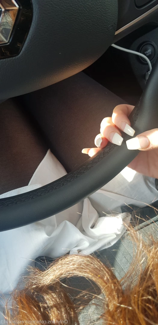 Miss Laura [ mistresslaura11 ] Onlyfans leaked photo 9989120 on Hotleaks.tv