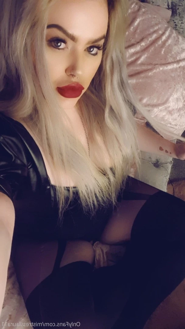 Miss Laura [ mistresslaura11 ] Onlyfans leaked photo 9989291 on Hotleaks.tv