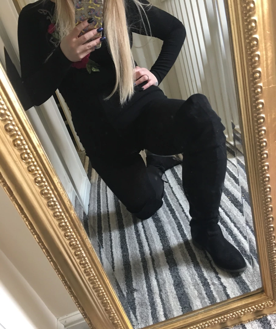 Miss Laura [ mistresslaura11 ] Onlyfans leaked photo 9989296 on Hotleaks.tv