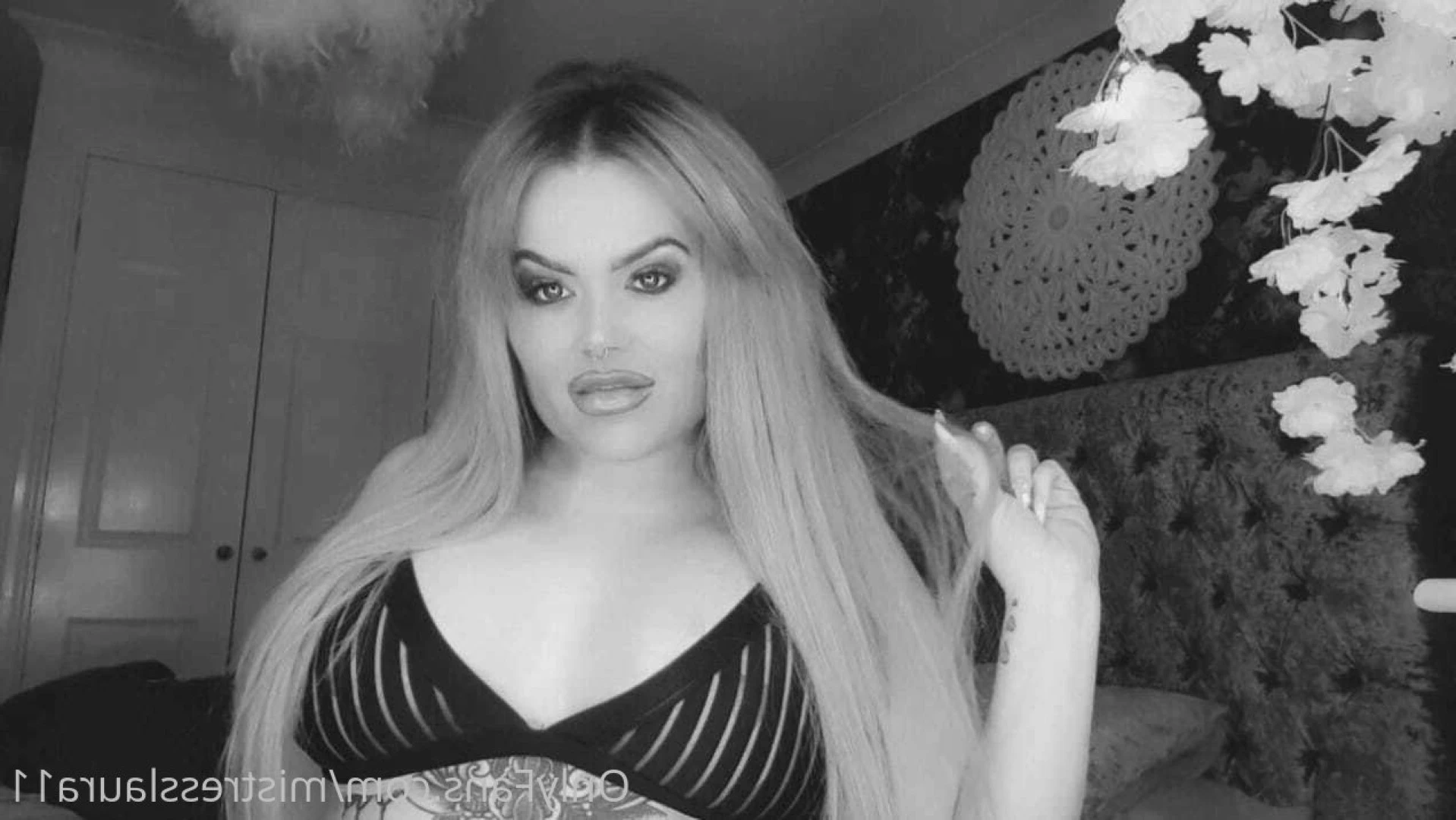 Miss Laura [ mistresslaura11 ] Onlyfans leaked photo 9989301 on Hotleaks.tv