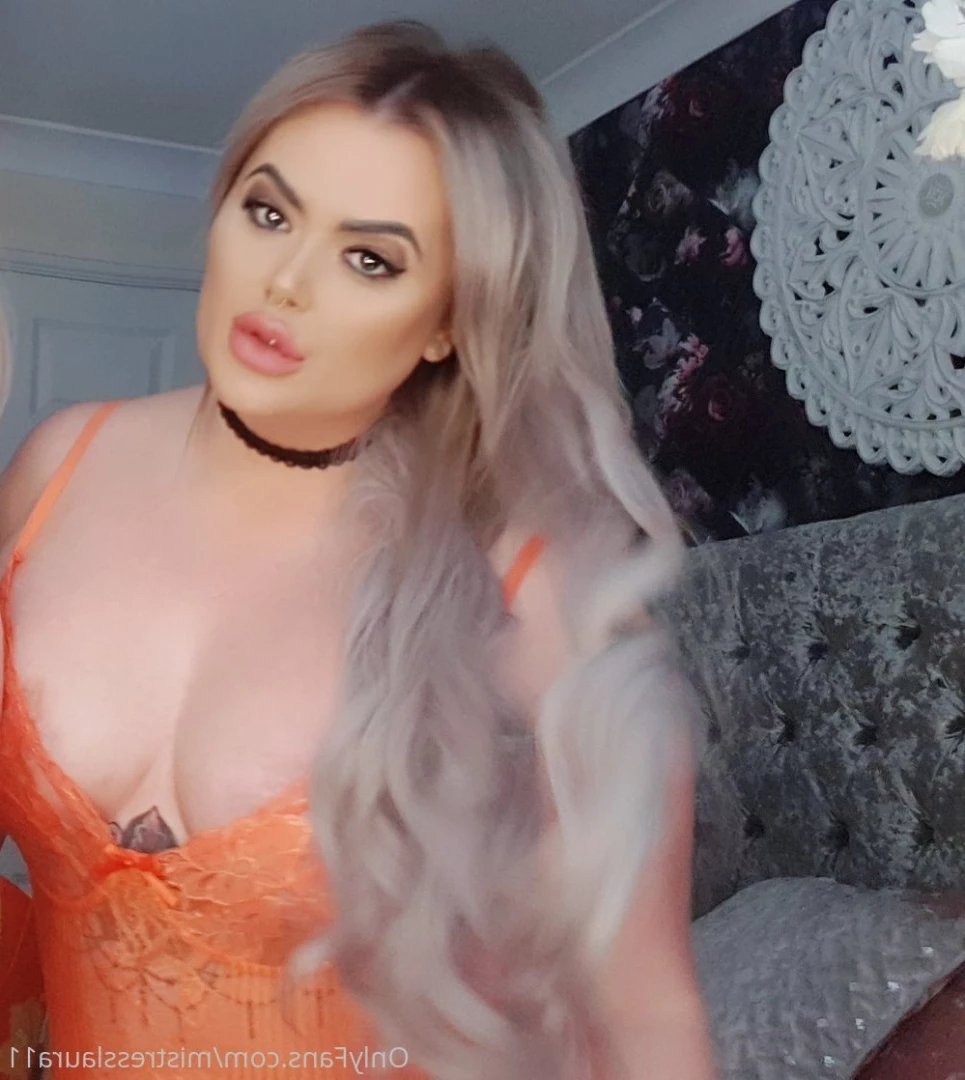Miss Laura [ mistresslaura11 ] Onlyfans leaked photo 9990568 on Hotleaks.tv