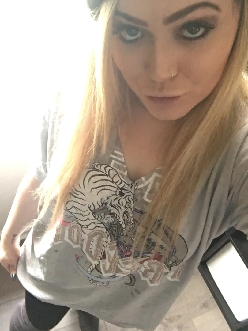 Miss Laura [ mistresslaura11 ] Onlyfans leaked photo 9996812 on Hotleaks.tv