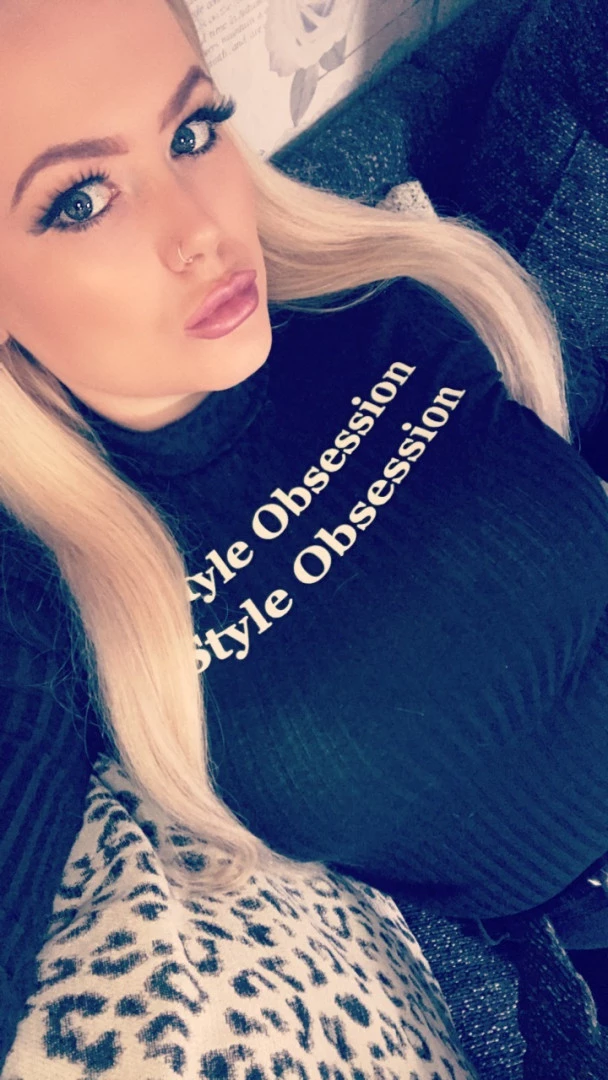 Miss Laura [ mistresslaura11 ] Onlyfans leaked photo 9997560 on Hotleaks.tv