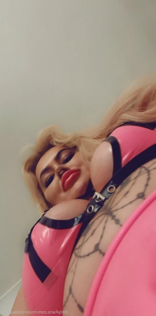 Miss Laura [ mistresslaura11 ] Onlyfans leaked photo 9998652 on Hotleaks.tv
