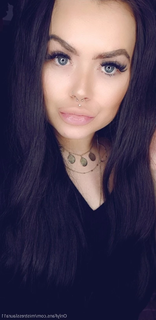 Miss Laura [ mistresslaura11 ] Onlyfans leaked photo 10001221 on Hotleaks.tv