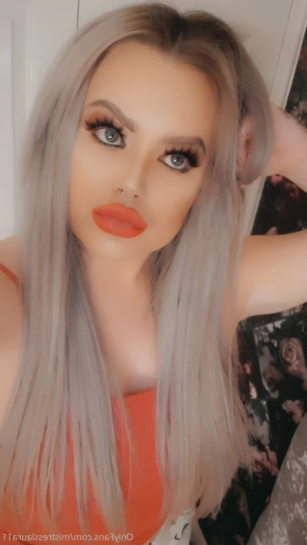 Miss Laura [ mistresslaura11 ] Onlyfans leaked photo 10002353 on Hotleaks.tv