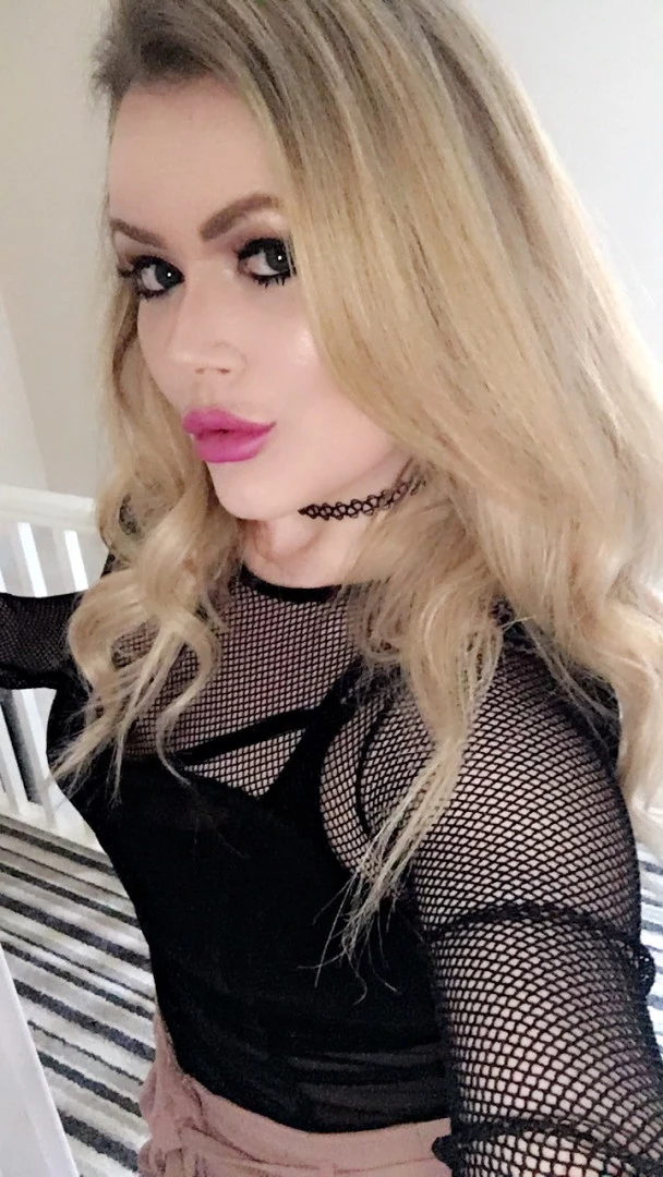 Miss Laura [ mistresslaura11 ] Onlyfans leaked photo 10002611 on Hotleaks.tv